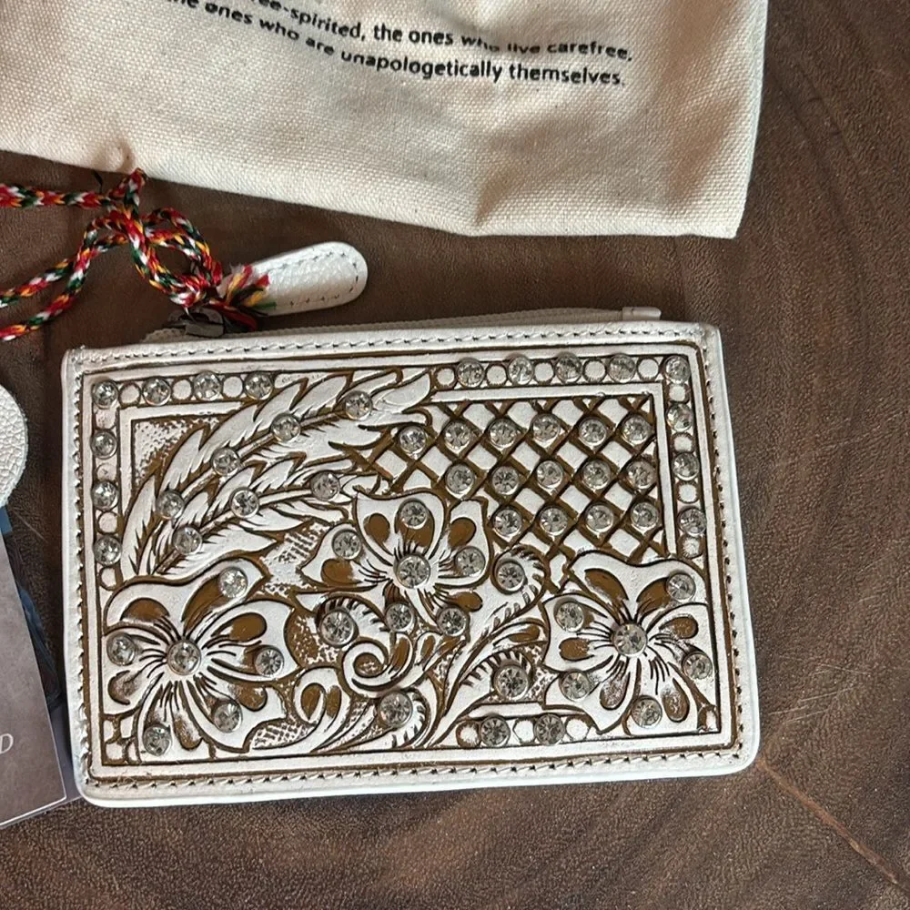 Sparkling Desert Moon Credit Card Holder In Chocolate White